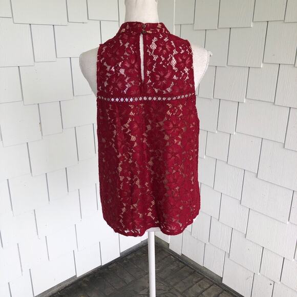 WAYF Women's Garnet Lace Overlay Sleeveless High Neck Portrait Blouse sz M - Picture 2 of 6